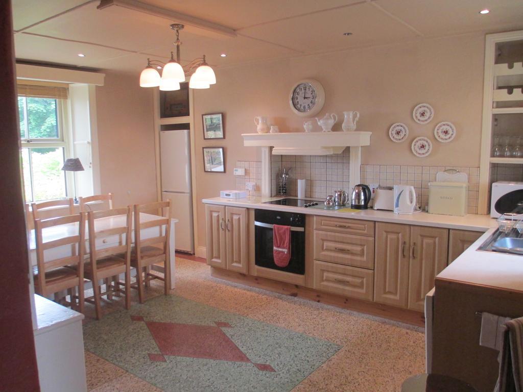 Tralia Farmhouse Self Catering Farranfore Kamer foto